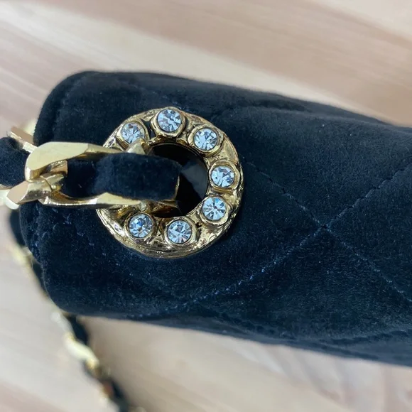 Vintage Black Suède Chanel evening purse - Picture 11 of 13